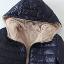 Casaco Impermeável Forrado de Lã com Zíper